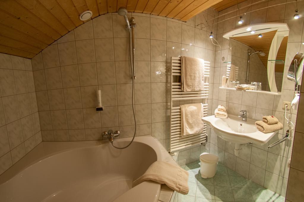 Pension Alwin レッヒ 部屋 写真