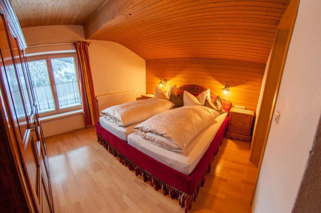 Pension Alwin レッヒ 部屋 写真