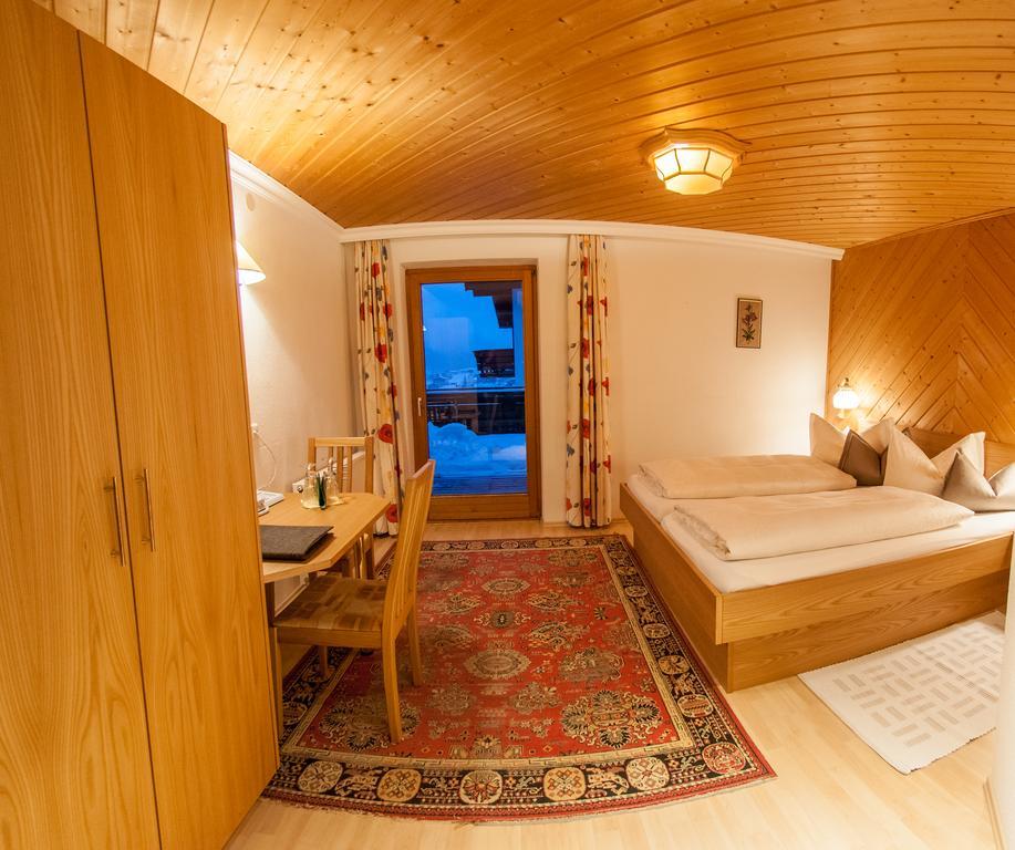 Pension Alwin レッヒ 部屋 写真
