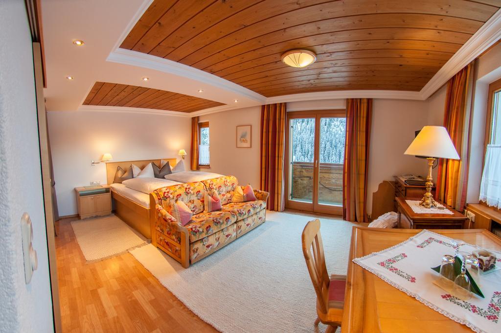 Pension Alwin レッヒ 部屋 写真