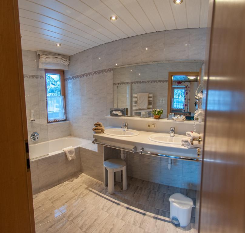 Pension Alwin レッヒ 部屋 写真